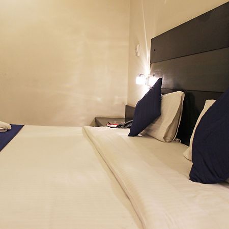 Oyo 605 Hotel Camria Gurgaon Exterior foto