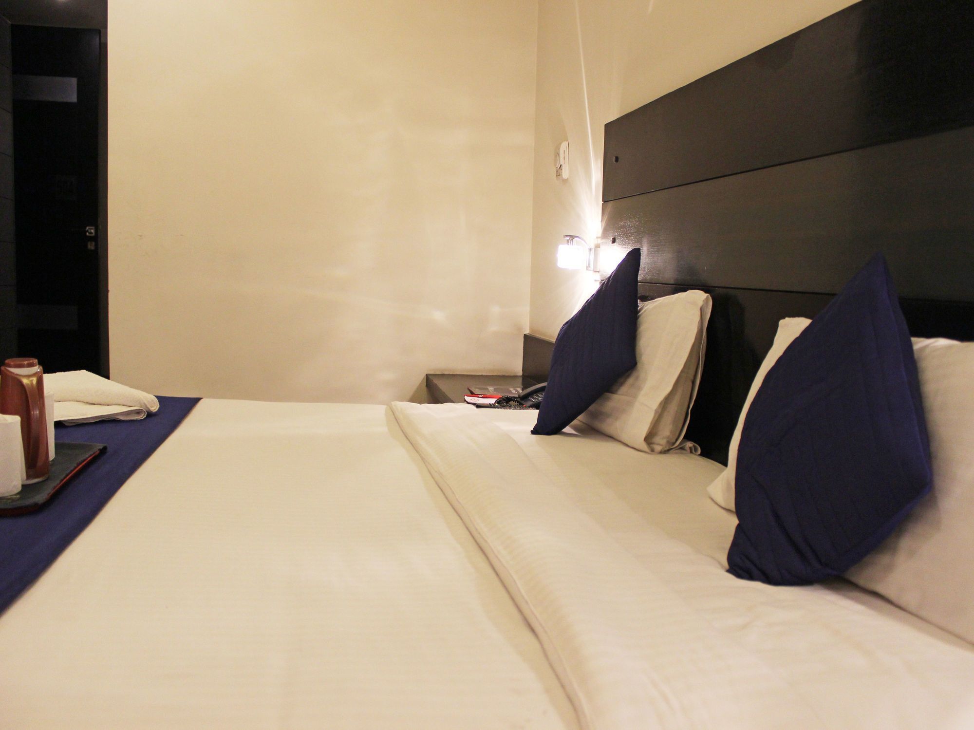 Oyo 605 Hotel Camria Gurgaon Exterior foto