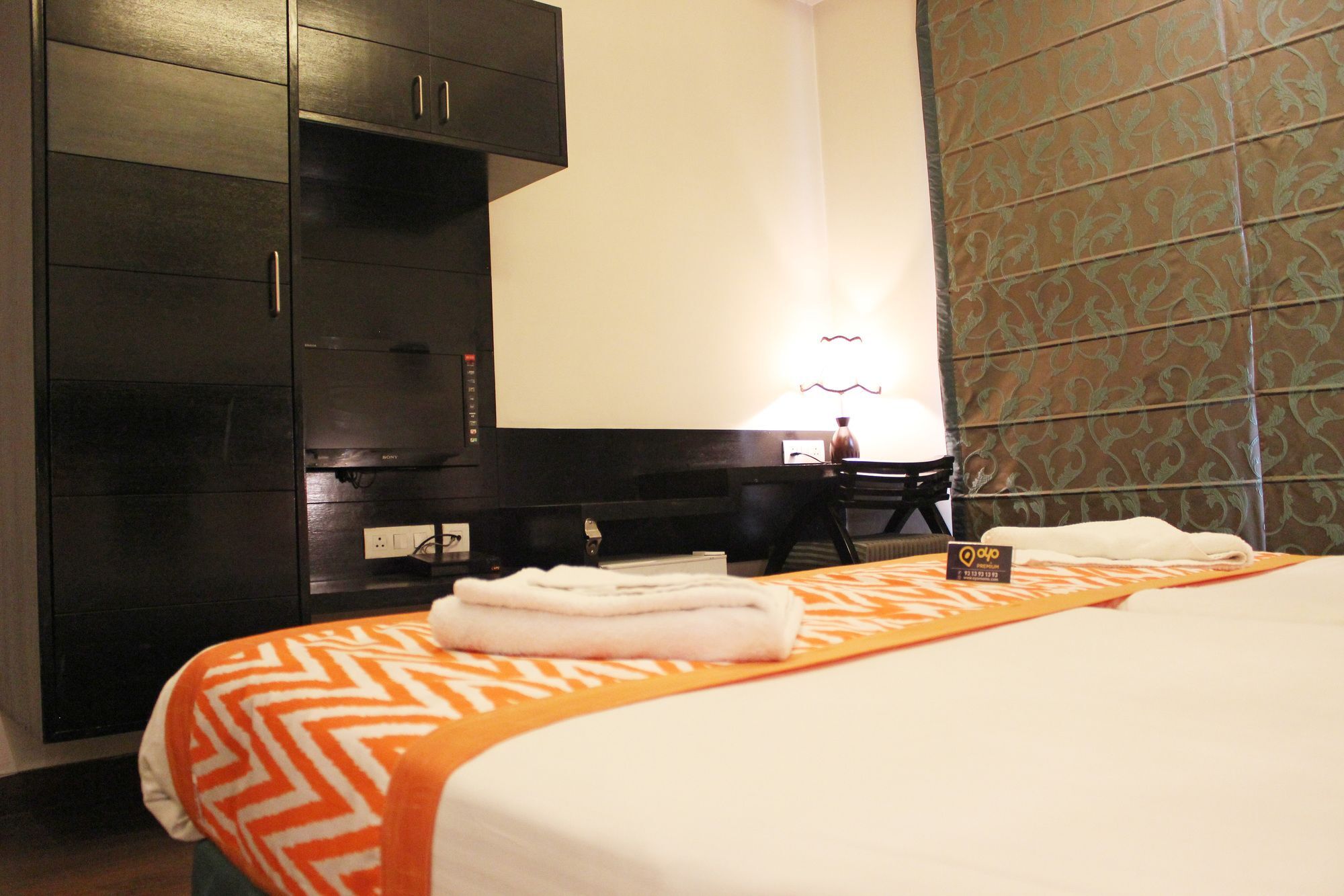 Oyo 605 Hotel Camria Gurgaon Exterior foto